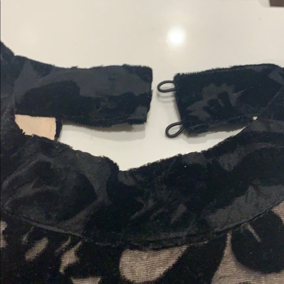 Black crushed velvet high neck open back dress - Picture 4 of 8